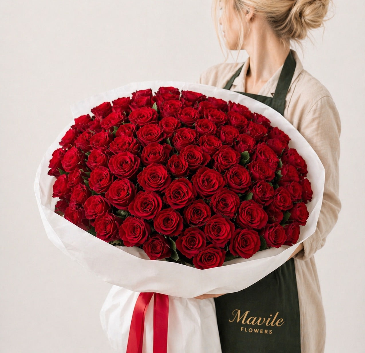 Scarlet Infinity Roses